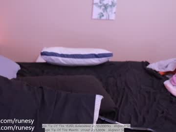 cam girl porn runesy image #1980247