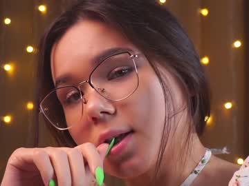 cam girl porn helenmoors image #4441636