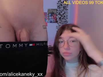 cam couple porn alicekaneky_xx image #2719538