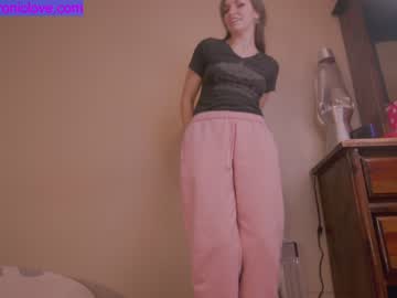 cam girl porn chroniclove image #3378898