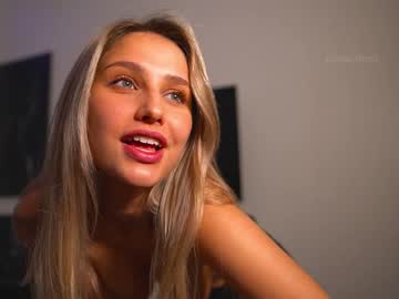 cam couple porn playwithmil image #6696958