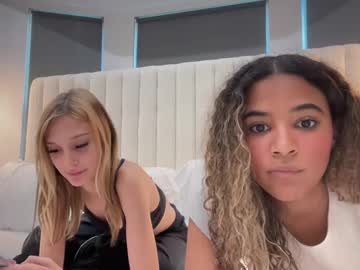 cam girl porn kellyvela image #7018391