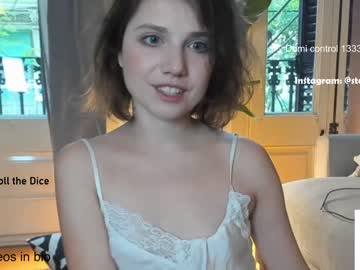 cam girl porn stellawells image #2741909
