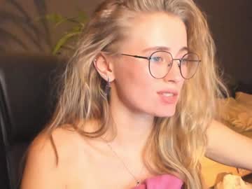 cam girl porn linellali image #2852952