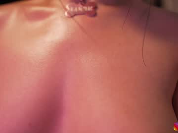 cam girl porn lucie_beltran image #4607960