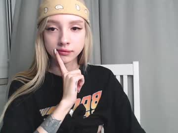 cam girl porn nearsaturn image #2409572