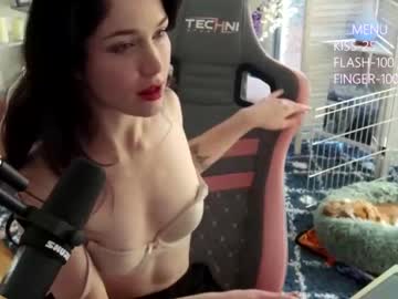 cam girl porn evelynclaire image #5752358
