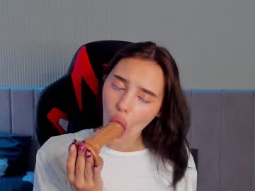 cam girl porn angella_kleee image #5165372