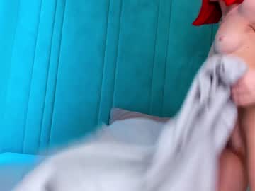 cam girl porn queenieandliam image #3456960