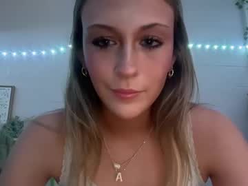 cam girl porn alygator24 image #7050475