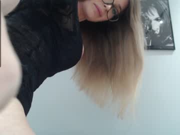 cam tranny porn cutiewhitefox image #542940