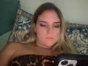 cam couple porn snowbunnyass image #4016055
