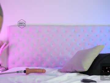 cam girl porn kissing33 image #6247076