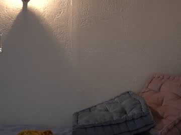 cam girl porn sistinehashands image #4403741