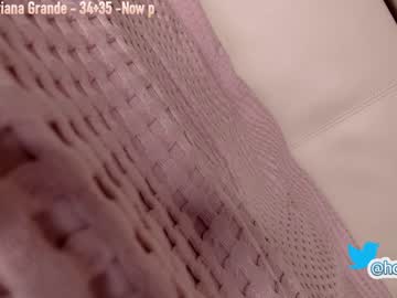 cam girl porn hollyextra image #696984