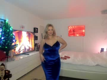 cam girl porn kiradivine image #627264