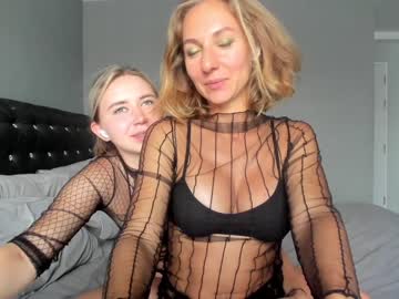 cam couple porn mrs_kiss_vhs image #4100916