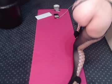 cam girl porn carmela_fox image #3238464