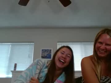 cam couple porn 12feetoffun908 image #6964386