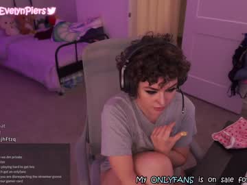 cam girl porn evelynpiers image #2419183