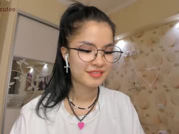 cam girl porn akino_17 image #1221801
