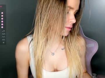 cam girl porn harriethudson image #5781957