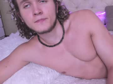 cam couple porn santiago_and_lana image #5050474