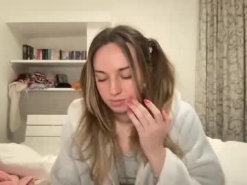 cam girl porn lilmills image #1088438