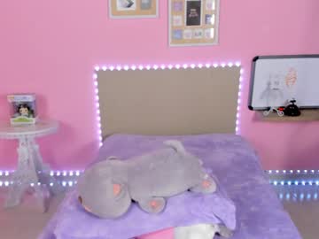 cam girl porn little_effy18 image #2237661
