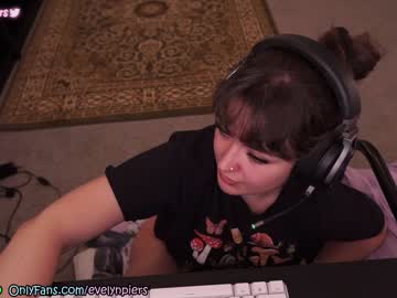 cam girl porn evelynpiers image #4206636