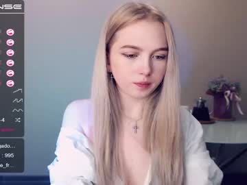 cam girl porn small_blondee image #569604