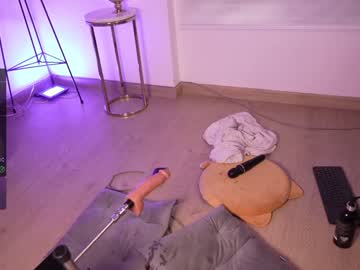 cam girl porn lau__1 image #6181725