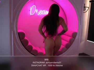 cam girl porn ashlyeroberts1 image #1028761