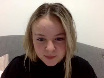 cam girl porn blondiecollegebabe image #714249