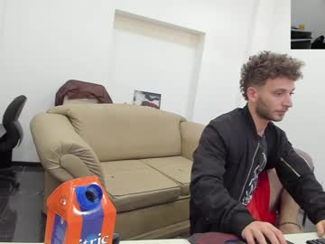 cam man porn classied image #2545228
