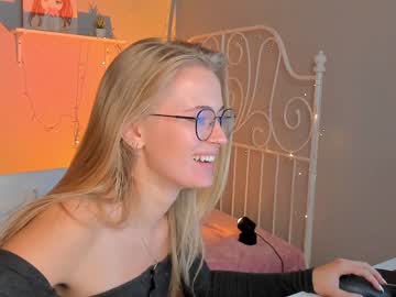 cam girl porn linellali image #2528632
