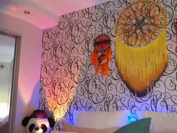 cam tranny porn foxyirene image #2973586