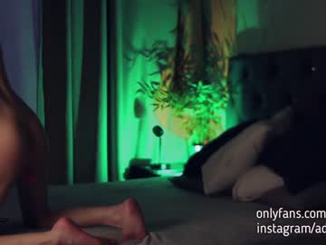 cam girl porn adelelove image #826280