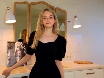 cam girl porn but_not_for_freeeeee image #7017724