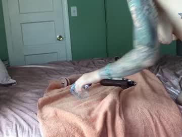 cam girl porn oftenelle image #2581534