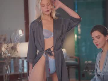 cam girl porn _2strangers image #5311714