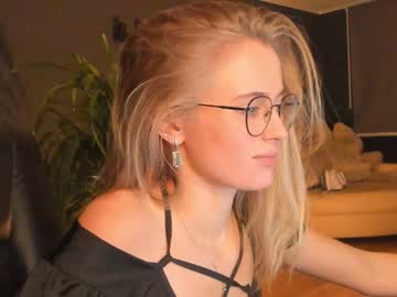 cam girl porn linellali image #3011327