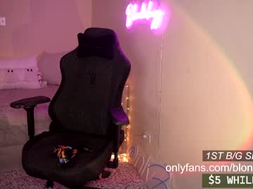 cam girl porn blondiekayy image #2761021