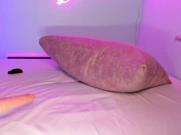 cam girl porn queenieandliam image #3363566