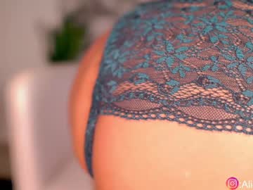 cam girl porn alicia_uwu image #3301384