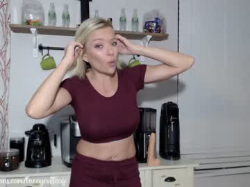 cam girl porn laceycoffeegirl image #435363