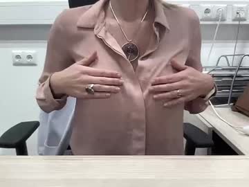 cam girl porn naturalsuperblondie image #6303306