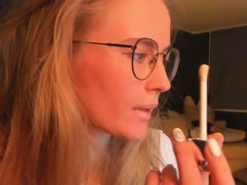 cam girl porn linellali image #3003216