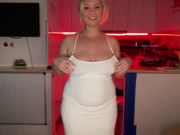 cam girl porn kiradivine image #5671686
