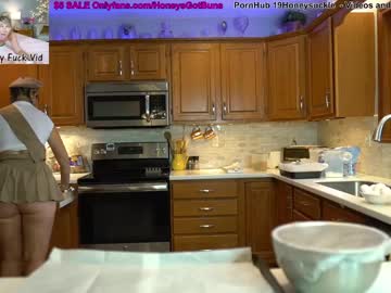cam girl porn 19honeysuckle image #5444137